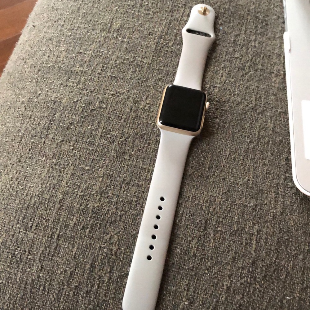 38 mm Series 2 Apple Watch
